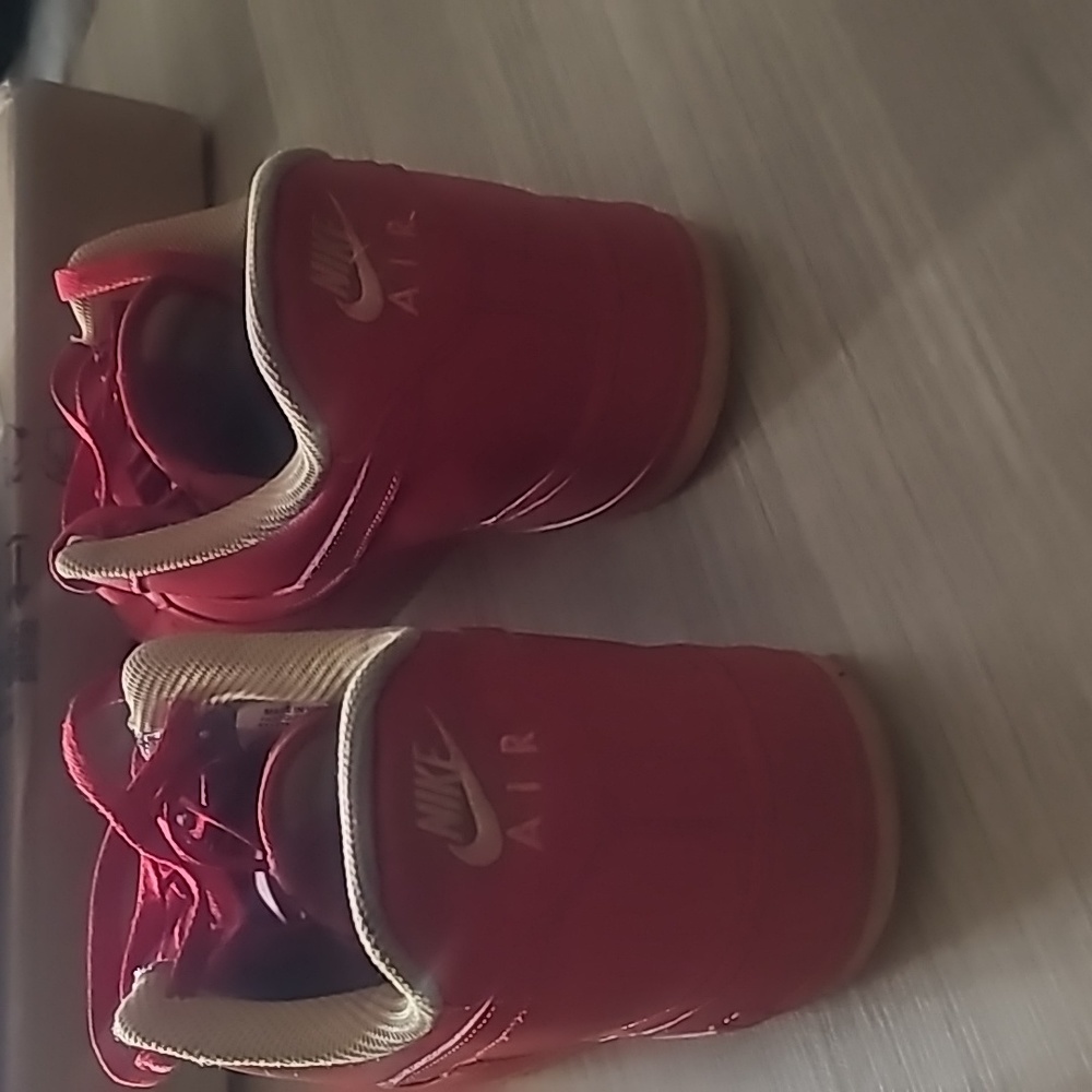 RED AIRFORCE 1S - Picture 3 of 3